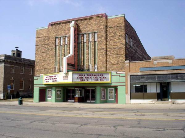 Monroe Theatre (River Raisin Centre) - 2007 Pic From Ron Gross (newer photo)